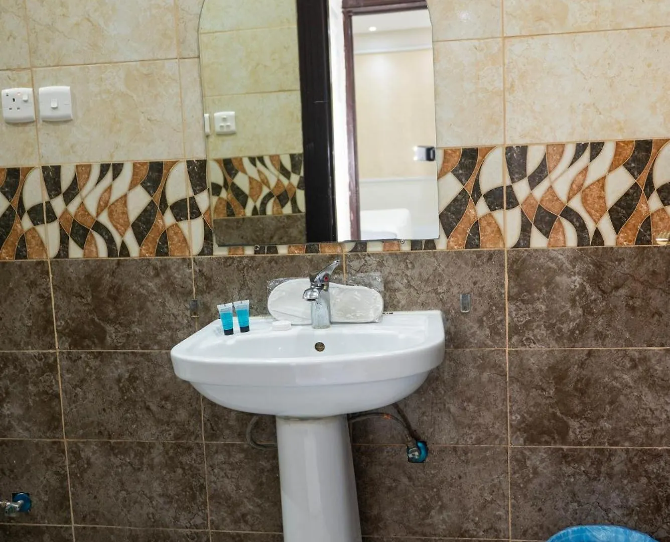 *** Hotel Ahlin Suites 5 Ar Riyad Arabia Saudita